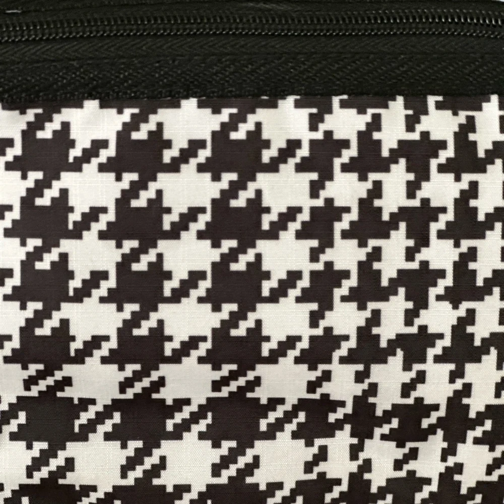 Crossbody, Black & White checked, Accessories Cloth Handbag. - Picture 4 of 6